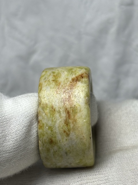 古玩玉器戒指真品鑒賞圖