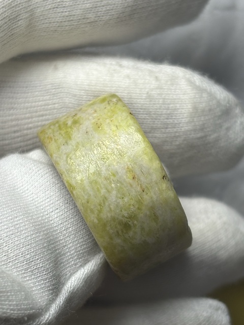 古玩玉器戒指真品鑒賞圖