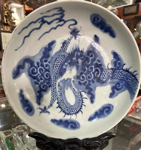 古玩陶瓷青花龍紋盤真品鑒賞圖