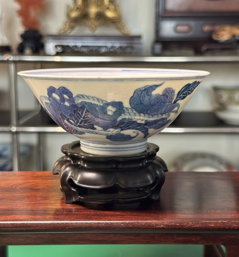 古玩陶瓷桑蠶紋青花碗真品鑒賞圖