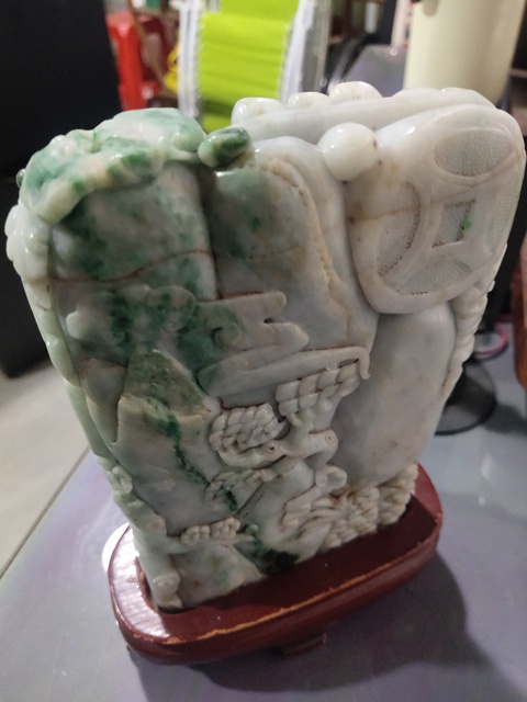 古玩玉器翡翠雕“官上加官”擺件真品鑒賞圖