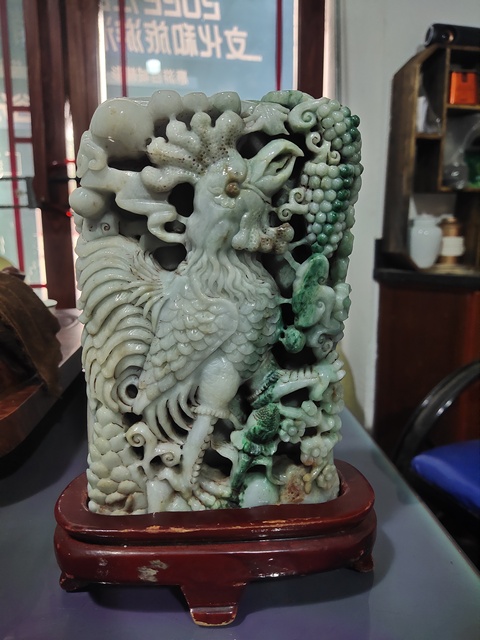 古玩玉器翡翠雕“官上加官”擺件真品鑒賞圖