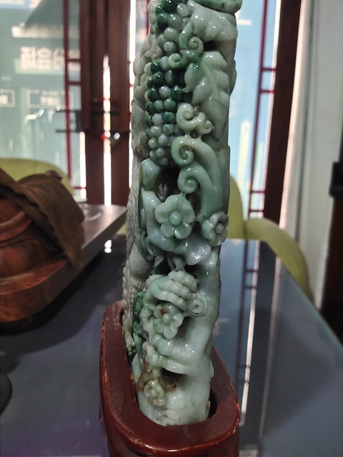 古玩玉器翡翠雕“官上加官”擺件真品鑒賞圖