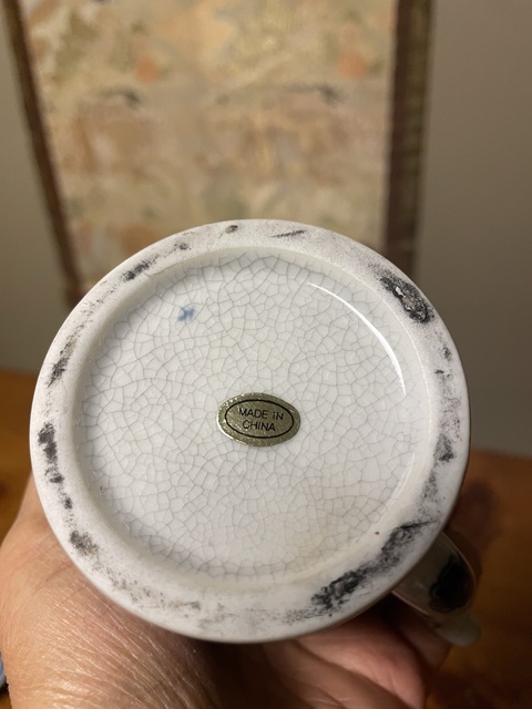 古玩陶瓷二龍戲珠茶壺真品鑒賞圖