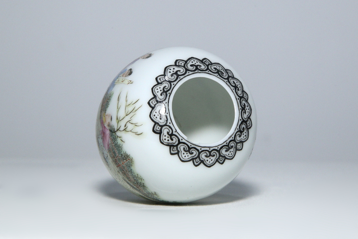 古玩陶瓷民國·琺瑯彩侍女嬰戲詩文水盂真品鑒賞圖