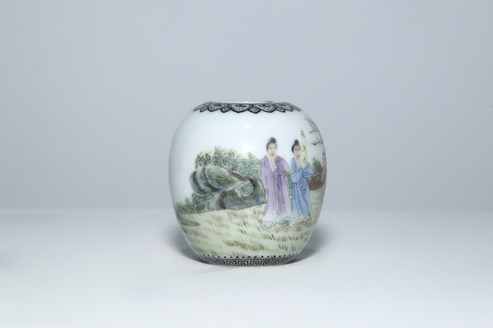 古玩陶瓷民國·琺瑯彩侍女嬰戲詩文水盂真品鑒賞圖