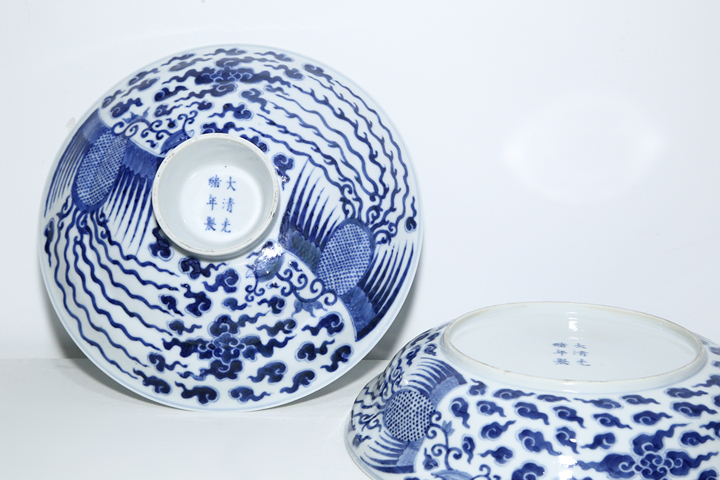 古玩陶瓷清光緒·青花對頭鳳紋大蓋碗（官）真品鑒賞圖