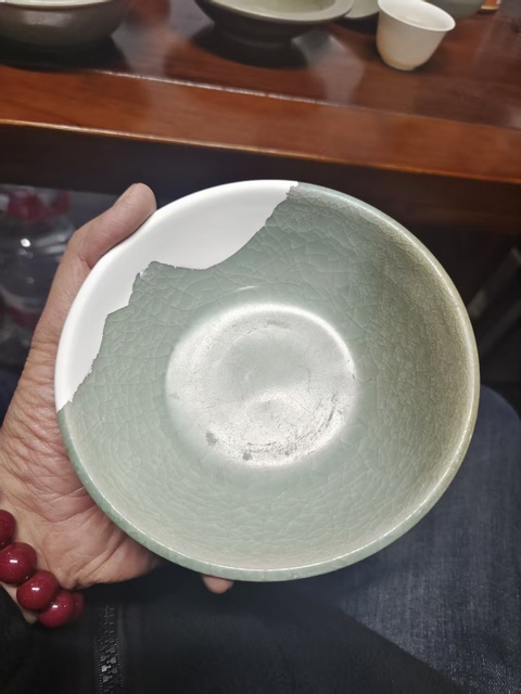 古玩陶瓷南宋冰片紋翠青釉龍泉青瓷洗拍賣，當(dāng)前價格3600元