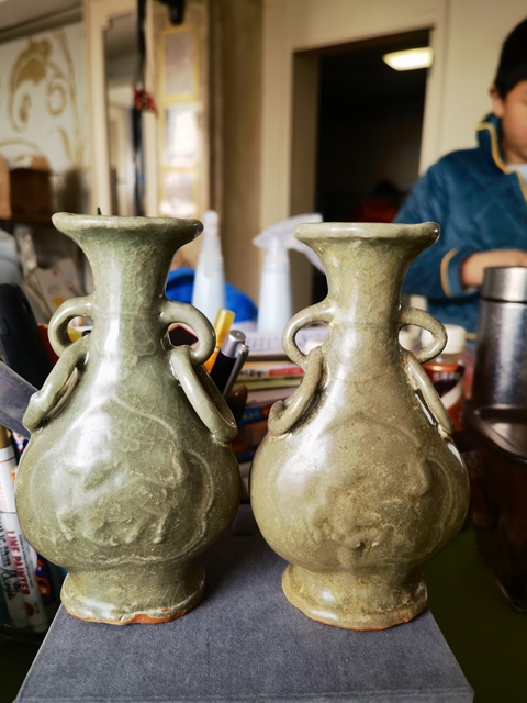 古玩陶瓷龍泉青瓷麒麟獸耳瓶拍賣，當前價格11800元