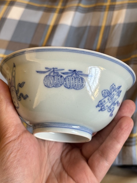 古玩陶瓷青花八寶紋碗真品鑒賞圖