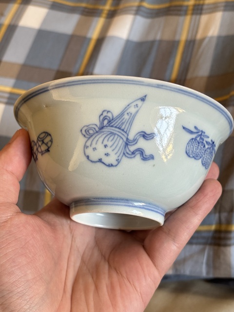 古玩陶瓷青花八寶紋碗真品鑒賞圖