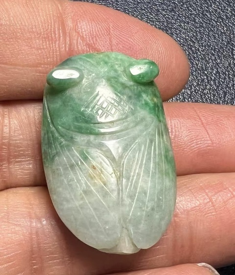 古玩玉器翡翠蟬型件真品鑒賞圖