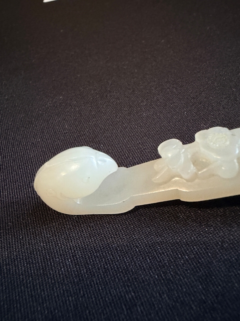 古玩玉器清代花卉紋鳳首玉帶鉤真品鑒賞圖