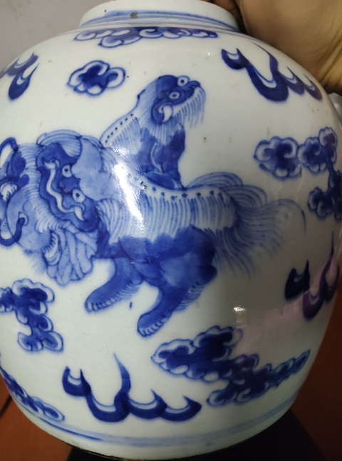 古玩陶瓷青花獅子紋罐真品鑒賞圖