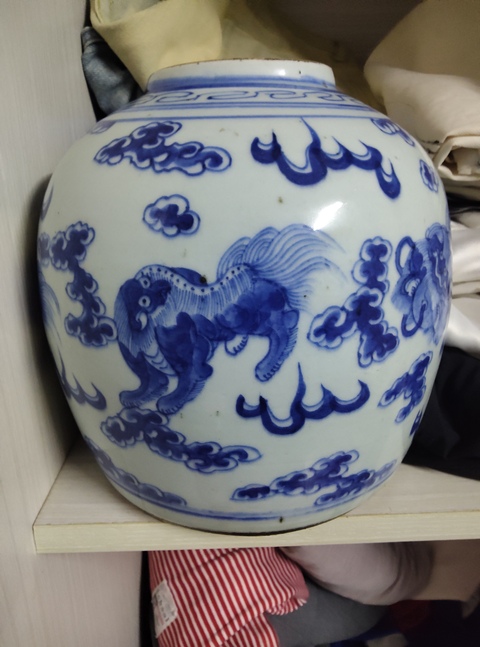 古玩陶瓷青花獅子紋罐真品鑒賞圖