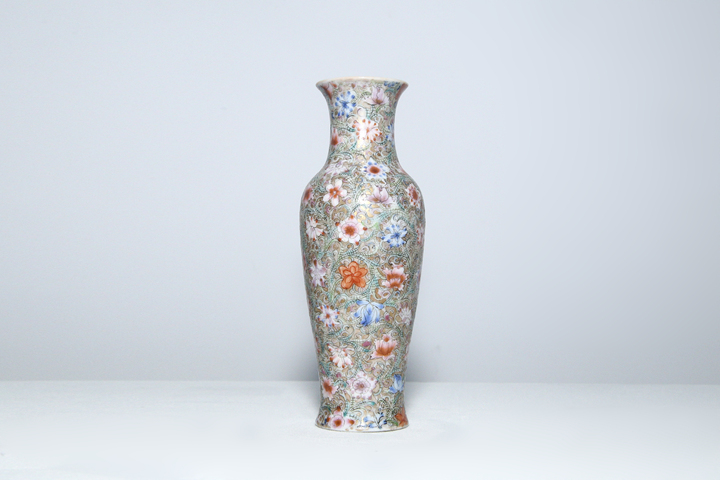 古玩陶瓷民國·粉彩金地百花不漏地觀音瓶真品鑒賞圖