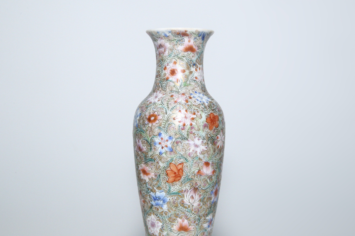 古玩陶瓷民國·粉彩金地百花不漏地觀音瓶真品鑒賞圖