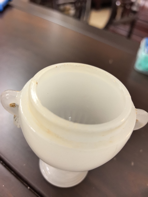 古玩雜項玻璃仿玉雙耳蓋杯真品鑒賞圖