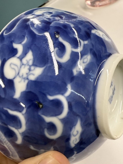 古玩陶瓷清晚期龍紋碗真品鑒賞圖