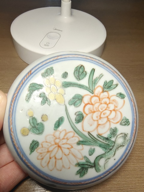 古玩陶瓷五彩印泥盒真品鑒賞圖