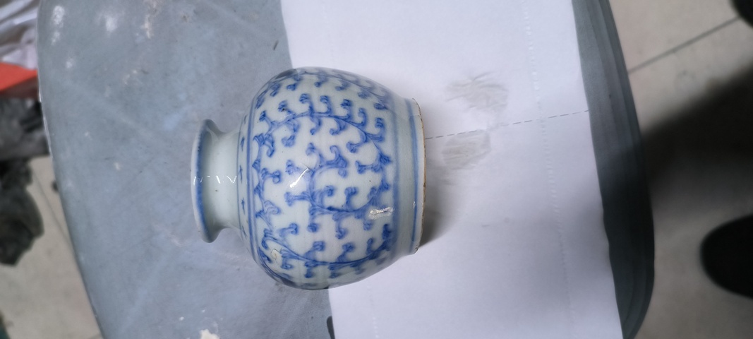 古玩陶瓷清中期 青花囍字纏枝蓮紋蘋果尊真品鑒賞圖