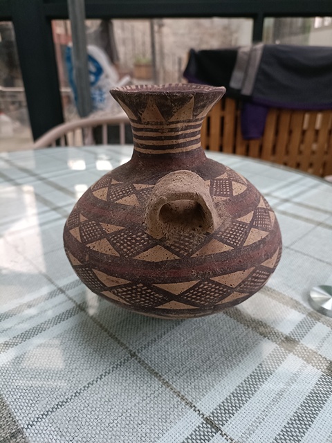 古玩陶瓷館藏級珍品馬家窯文化·馬廠類型棱形網格紋雙耳罐拍賣，當前價格2980元