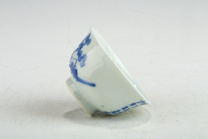 古玩陶瓷清晚·青花山水人物紋杯真品鑒賞圖