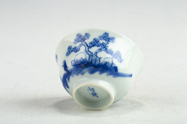 古玩陶瓷清晚·青花山水人物紋杯真品鑒賞圖