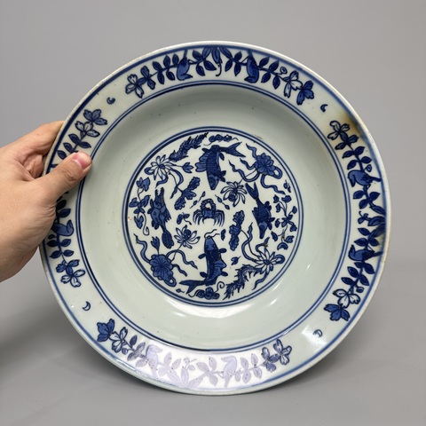 古玩陶瓷富貴佳器花鳥魚藻紋青花盤真品鑒賞圖