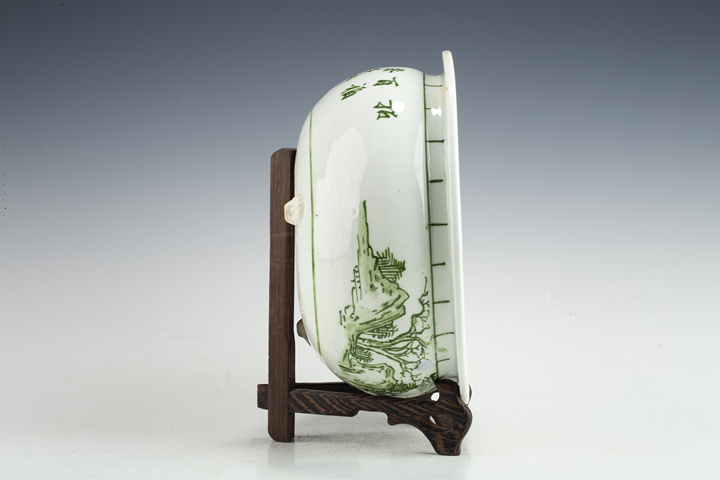 古玩陶瓷民國·綠彩山水紋三足爐拍賣，當前價格2880元