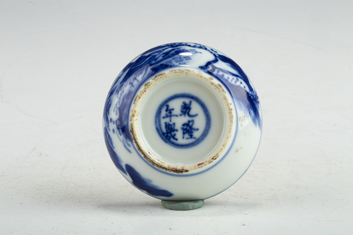 古玩陶瓷清晚·青花人物故事紋蓋盒拍賣，當前價格3168元