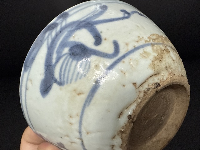 古玩陶瓷明代龍紋碗真品鑒賞圖