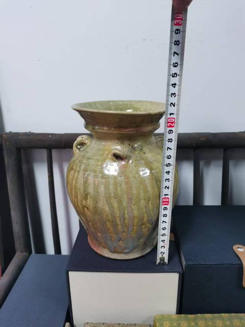 古玩陶瓷青釉盤口多系罐真品鑒賞圖