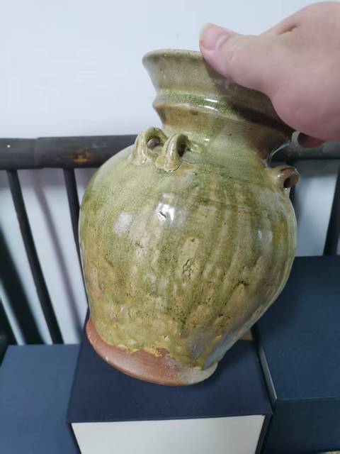 古玩陶瓷青釉盤口多系罐真品鑒賞圖