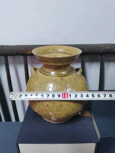 古玩陶瓷隋唐雙系盤口青釉罐拍賣，當(dāng)前價(jià)格1000元