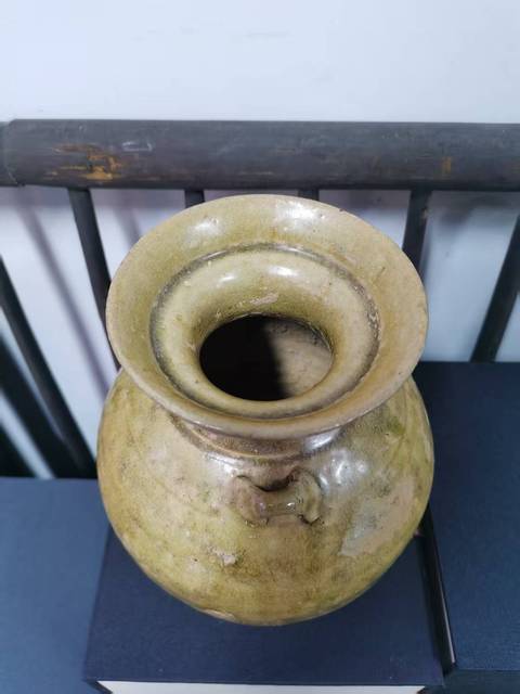 古玩陶瓷隋唐雙系盤口青釉罐拍賣，當(dāng)前價(jià)格1000元