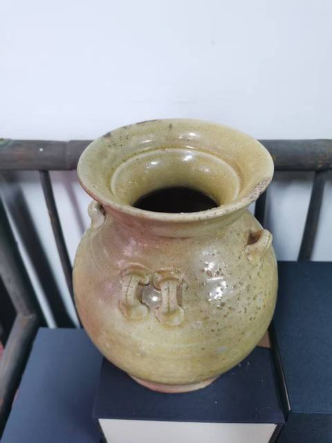 古玩陶瓷青釉盤口多系罐真品鑒賞圖