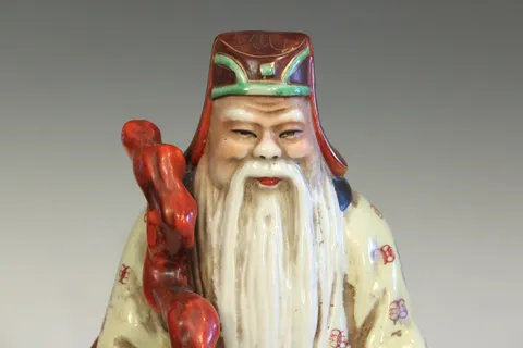 古玩陶瓷人物塑像真品鑒賞圖