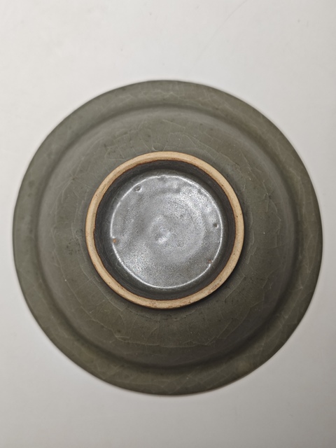 古玩陶瓷龍泉青瓷折沿洗真品鑒賞圖