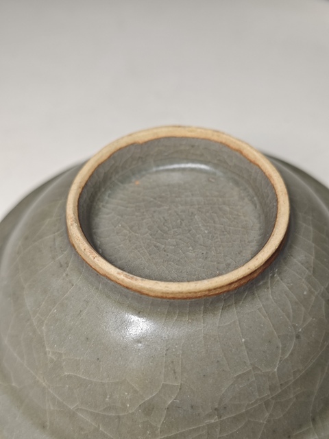 古玩陶瓷龍泉青瓷折沿洗真品鑒賞圖