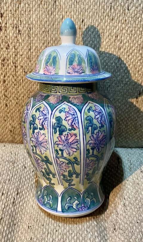 古玩陶瓷花卉紋將軍罐真品鑒賞圖