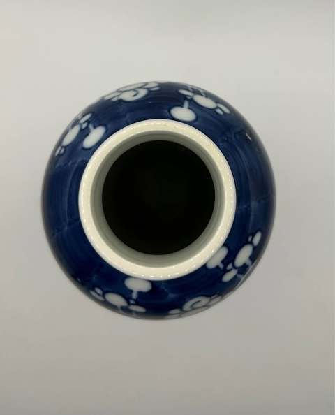 古玩陶瓷青花冰梅圖雞腿瓶真品鑒賞圖