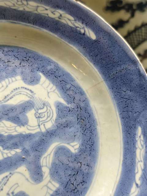 古玩陶瓷青花留白龍紋盤真品鑒賞圖
