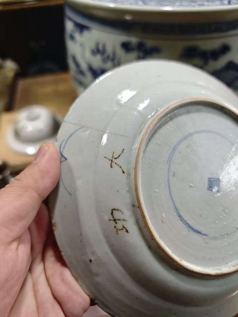 古玩陶瓷青花留白龍紋盤真品鑒賞圖