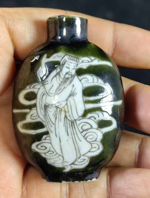 古玩陶瓷綠釉墨彩人物鼻煙壺真品鑒賞圖