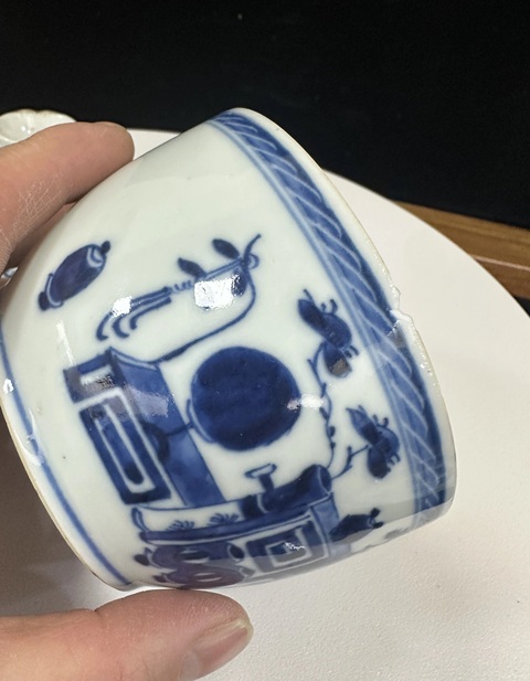 古玩陶瓷青花博古蓋缸真品鑒賞圖