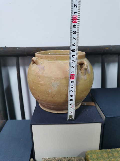 古玩陶瓷【經(jīng)典】隋唐青瓷多系罐拍賣(mài)，當(dāng)前價(jià)格2460元