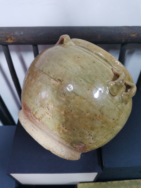 古玩陶瓷【經(jīng)典】隋唐青瓷多系罐拍賣(mài)，當(dāng)前價(jià)格2460元