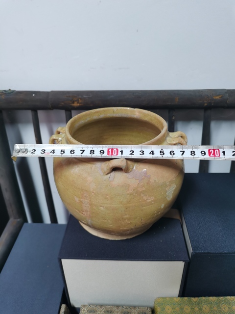 古玩陶瓷【經(jīng)典】隋唐青瓷多系罐拍賣(mài)，當(dāng)前價(jià)格2460元