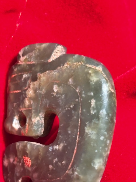 古玩玉器做舊仿古“曲尾龍佩”真品鑒賞圖